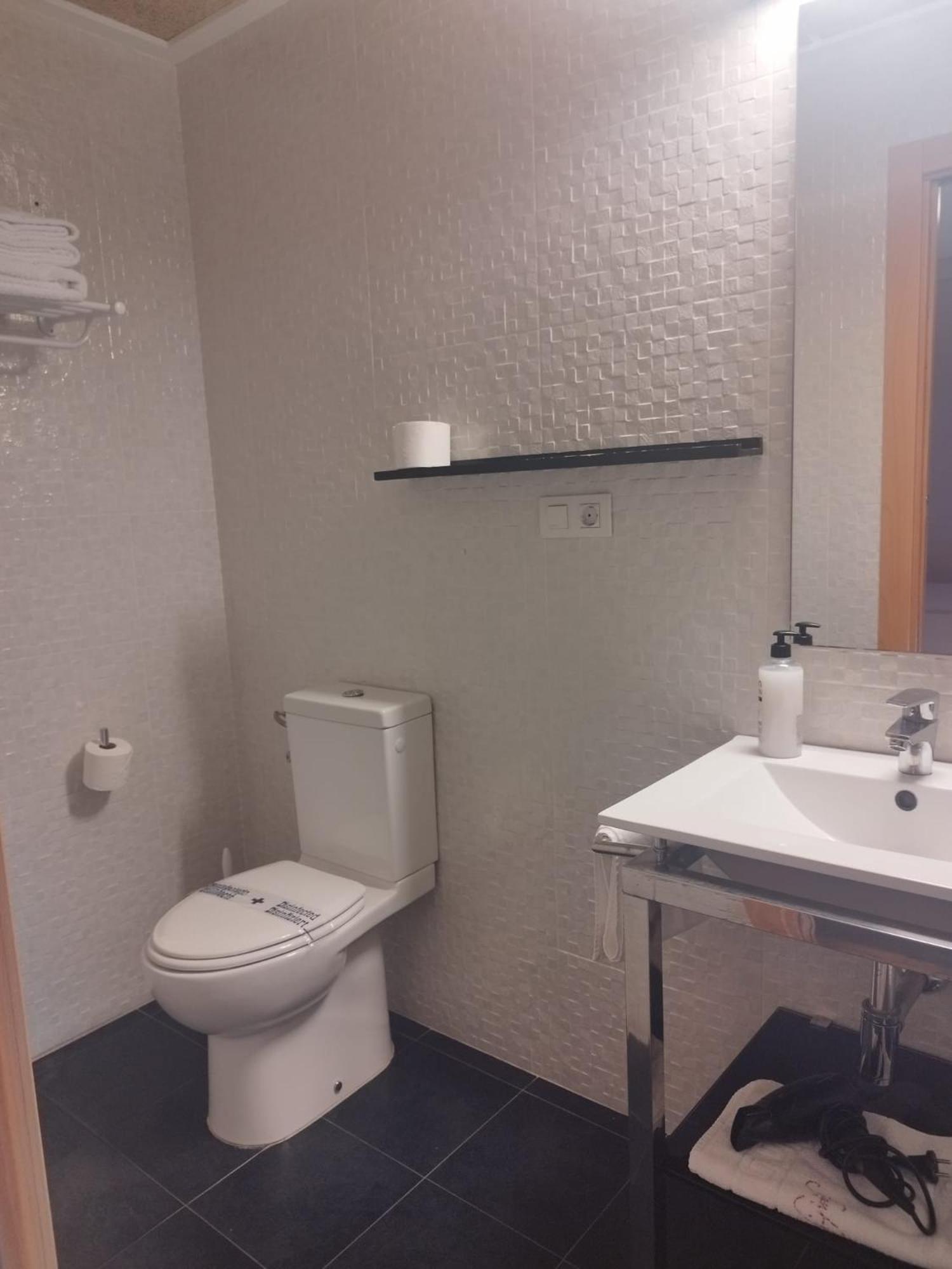 Hello Villarreal Suites Vila-real Екстериор снимка
